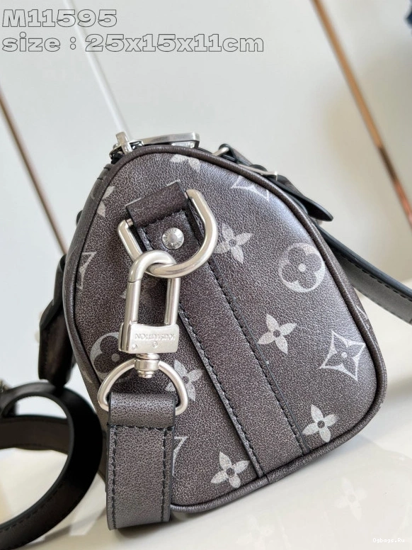 BANDOULIÈRE KEEPALL VUITTON LOUIS 25 0227